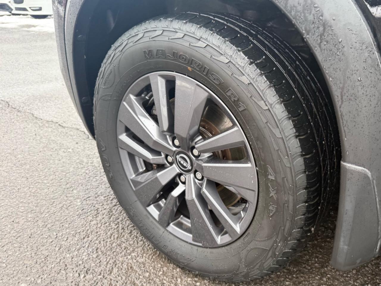 2022 Nissan Pathfinder SV  - Sunroof -  Navigation - $101.55 /Wk Photo