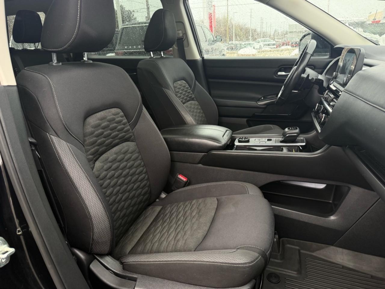 2022 Nissan Pathfinder SV  - Sunroof -  Navigation - $101.55 /Wk Photo