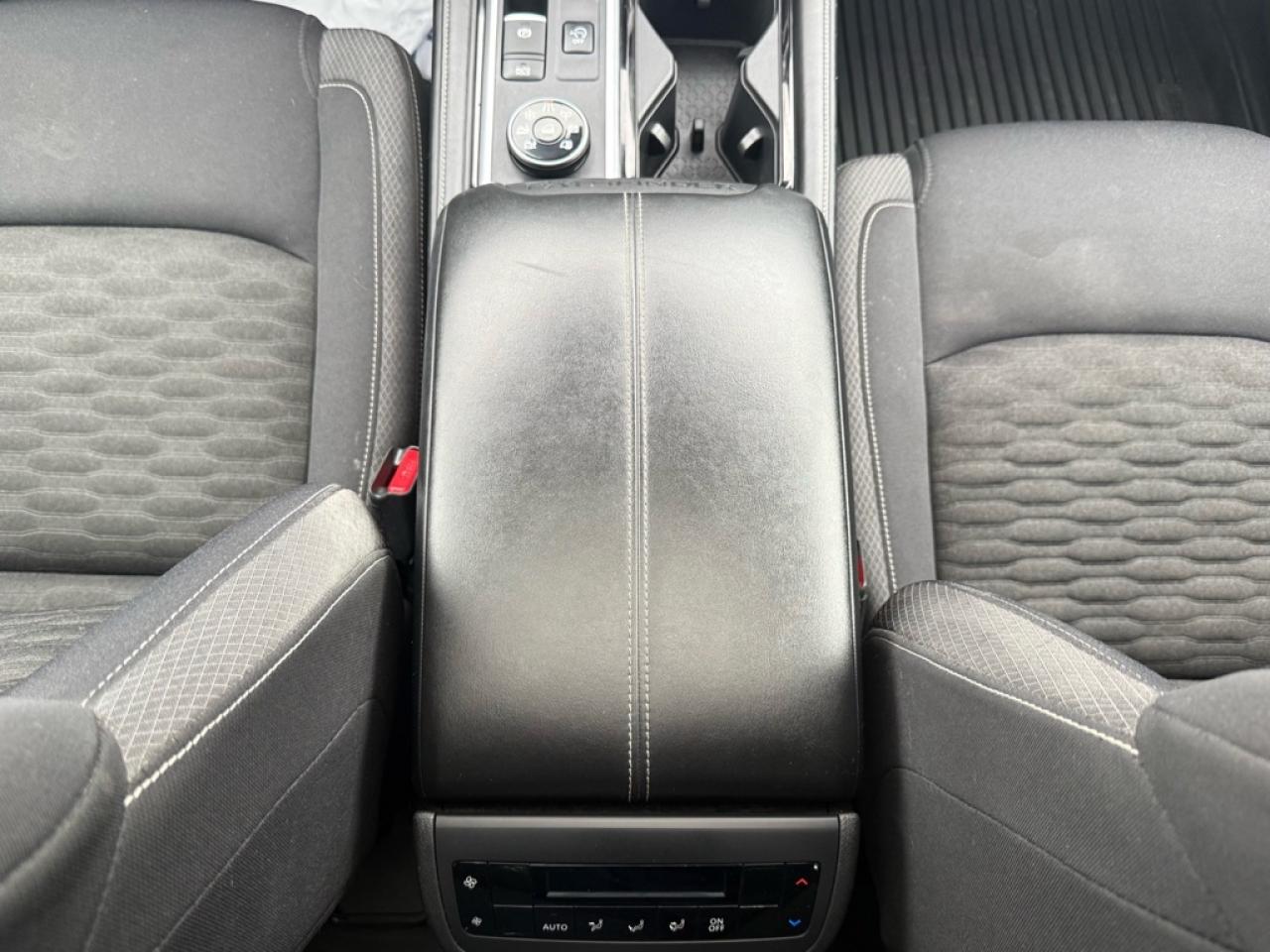 2022 Nissan Pathfinder SV  - Sunroof -  Navigation - $101.55 /Wk Photo