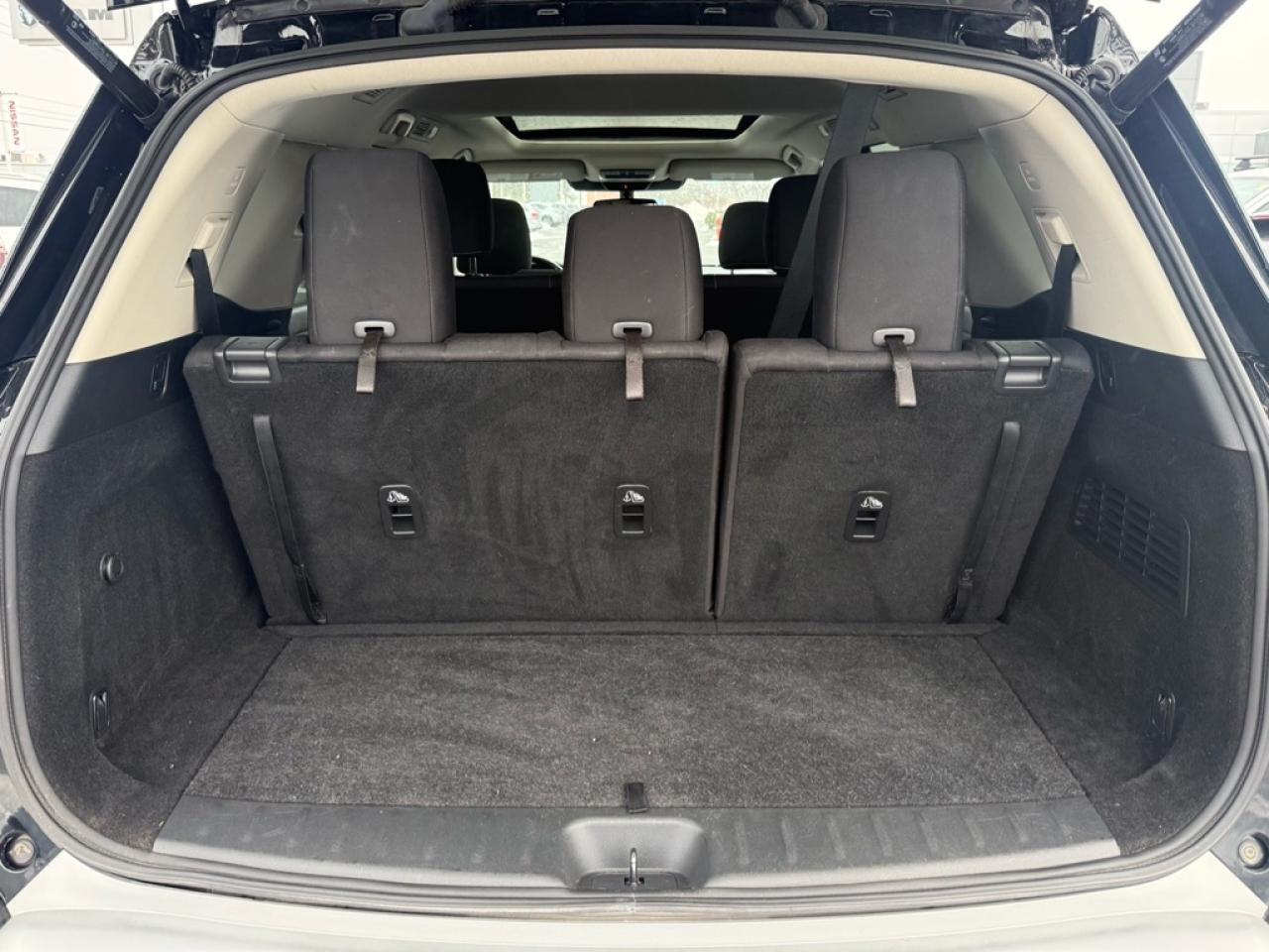 2022 Nissan Pathfinder SV  - Sunroof -  Navigation - $101.55 /Wk Photo