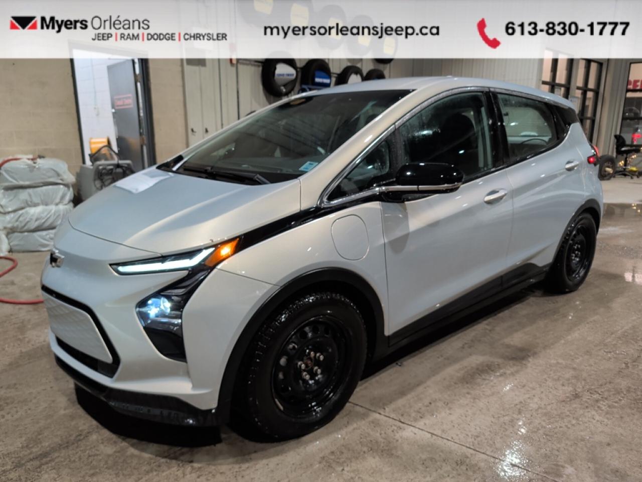 2023 Chevrolet Bolt EV LT  Winters Included! Photo0
