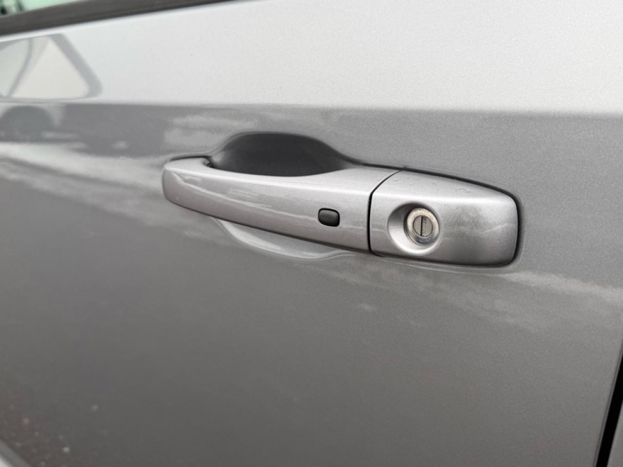 2016 Dodge Journey SXT  - $70.02 /Wk - Low Mileage Photo