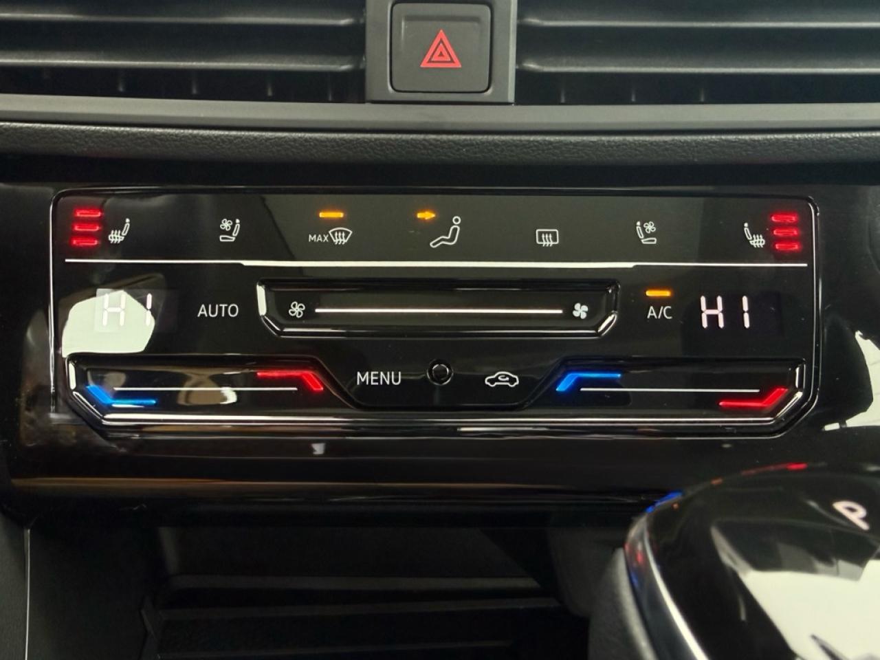 2025 Volkswagen Jetta Highline  - Cooled Seats - $90.81 /Wk Photo