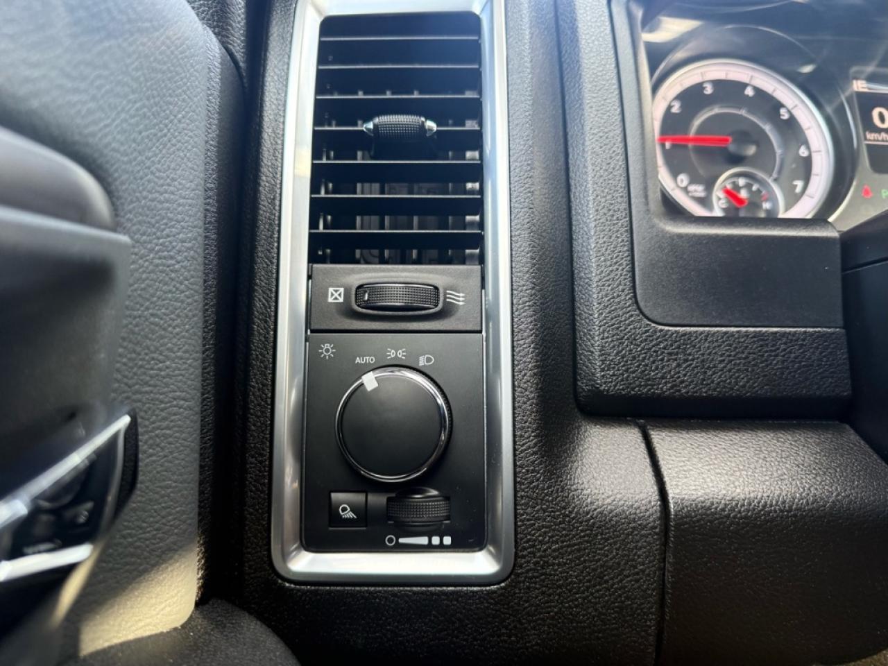 2023 RAM 1500 Classic SLT  - Aluminum Wheels -  Proximity Key - $113.93 /Wk Photo