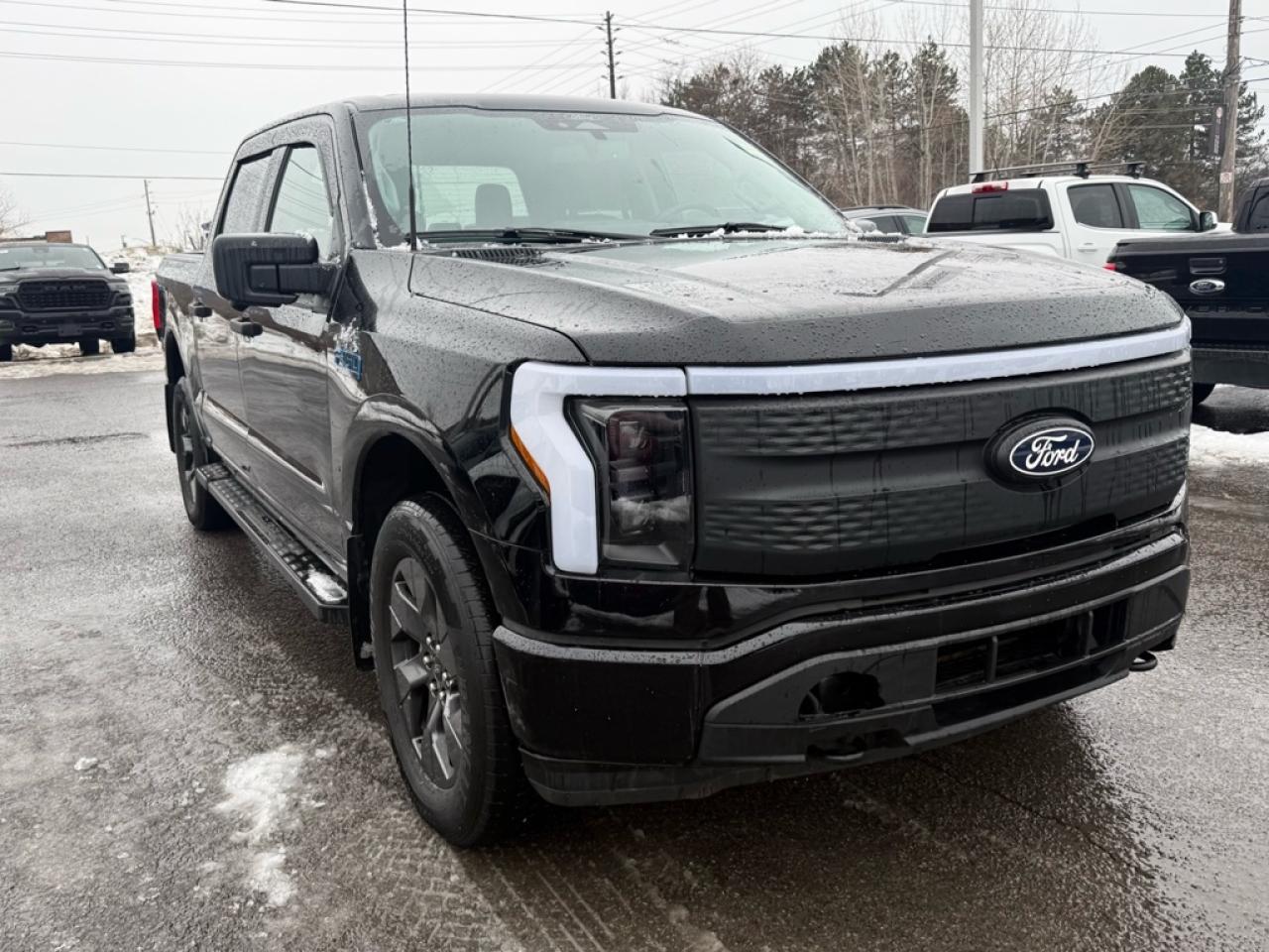 2024 Ford F-150 Lightning XLT  -  Heated Seats - $159.50 /Wk Photo3