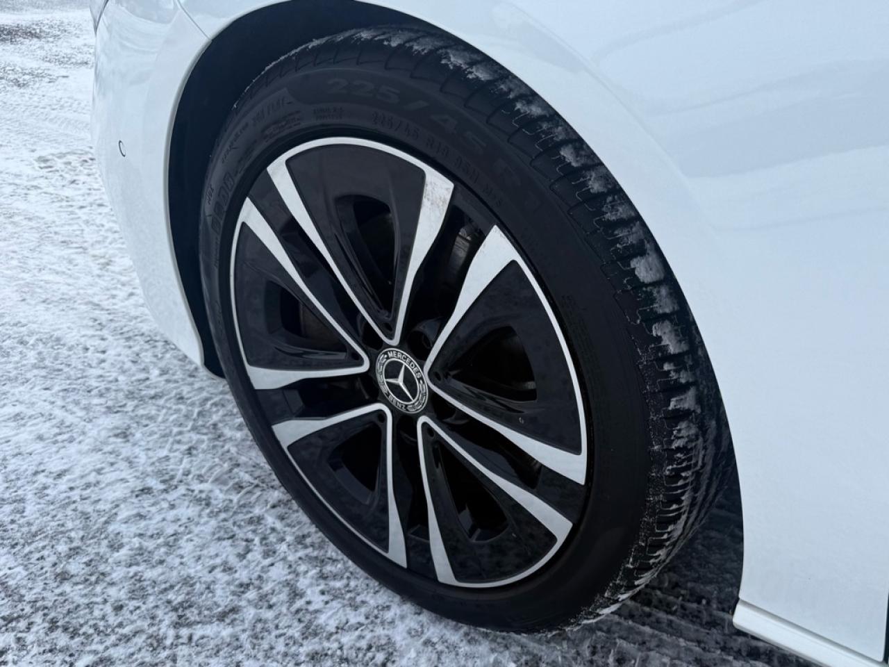 2025 Mercedes-Benz CLA-Class 250 4MATIC Coupe  - Sunroof - $135.42 /Wk Photo