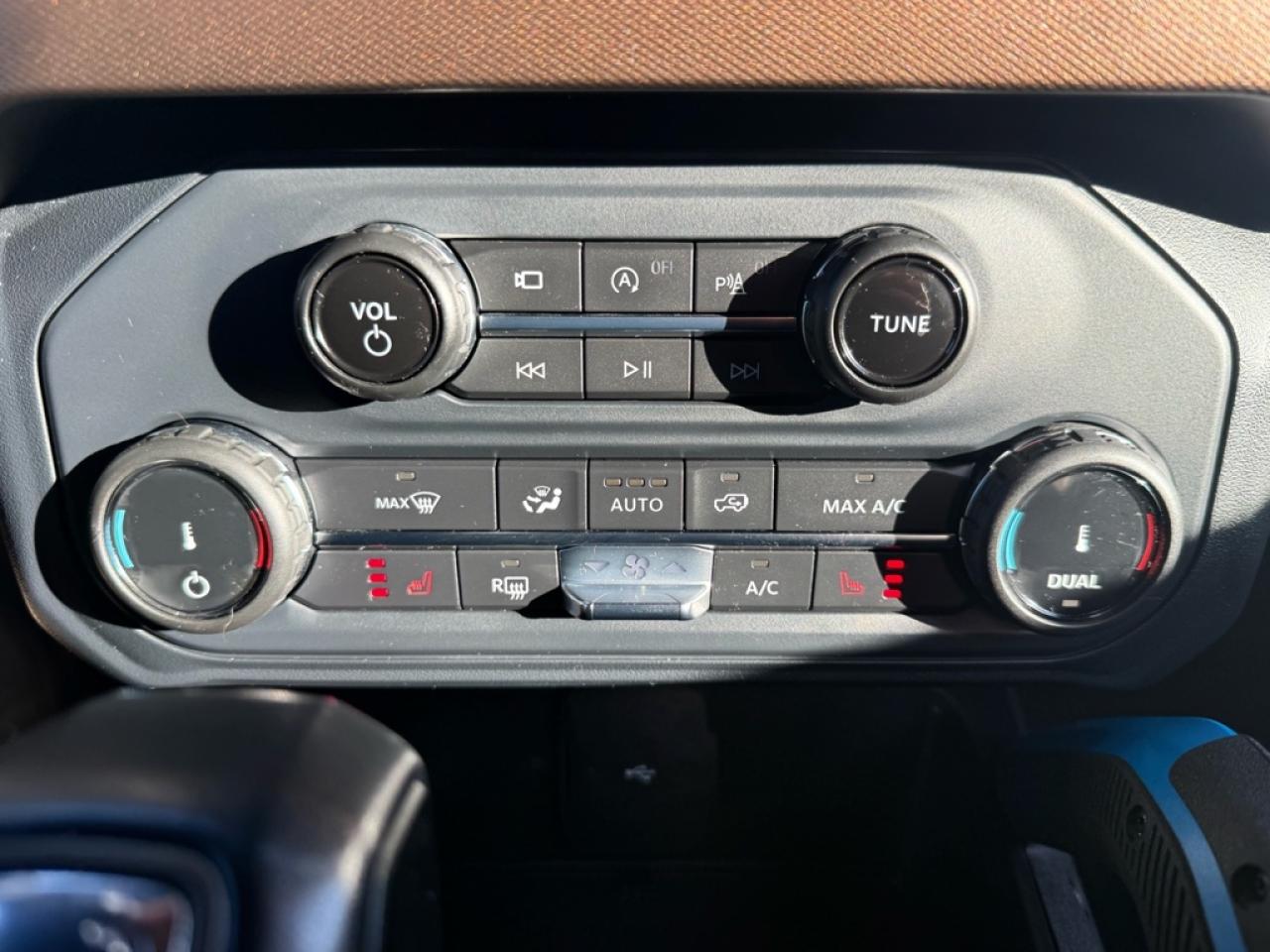 2022 Ford Bronco Outer Banks  - Navigation -  Heated Seats - $130.20 /Wk Photo