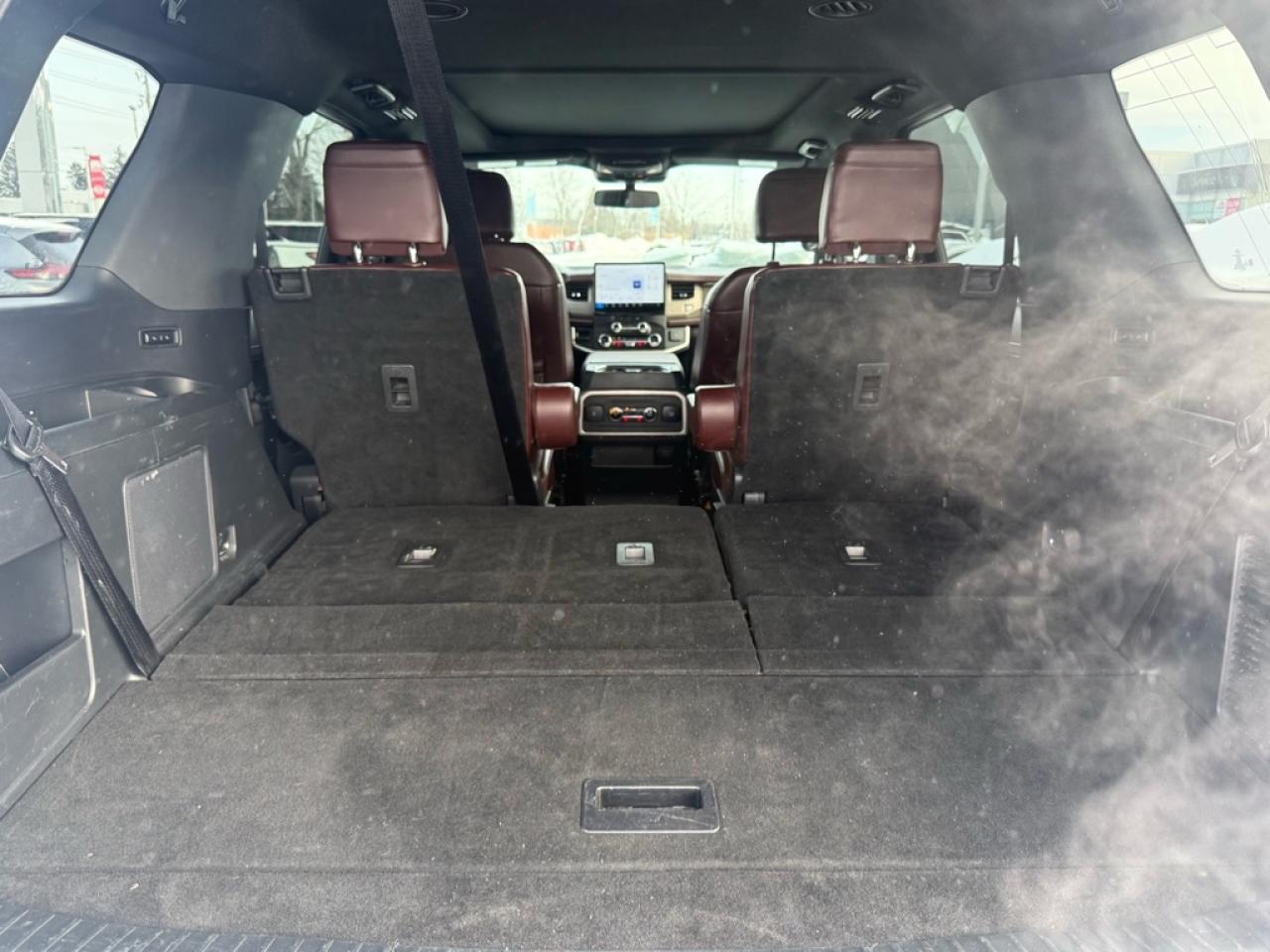 2023 Ford Expedition Limited   - Sunroof -  Cooled Seats Photo