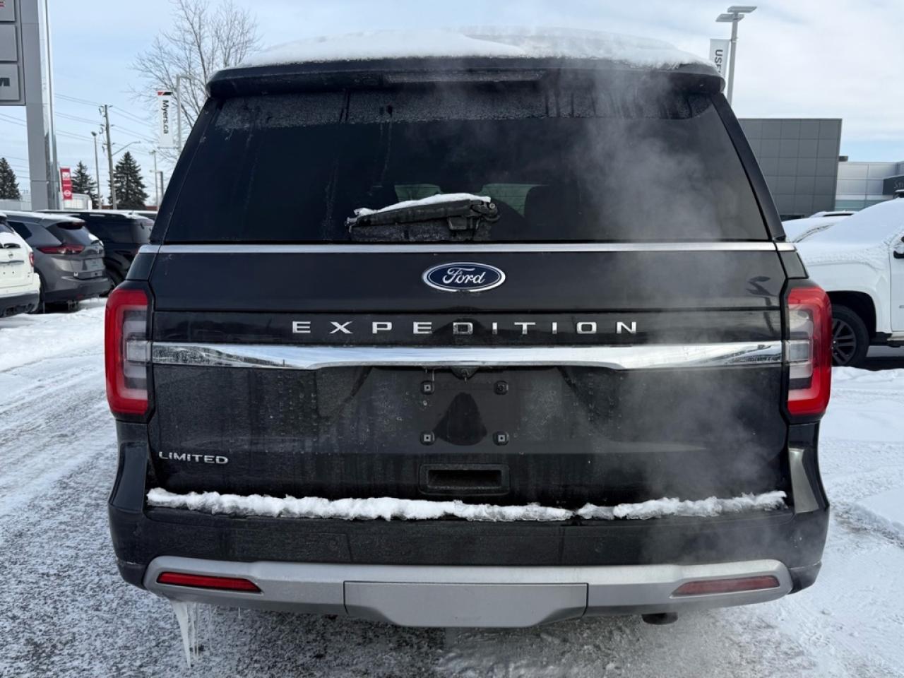 2023 Ford Expedition Limited   - Sunroof -  Cooled Seats Photo