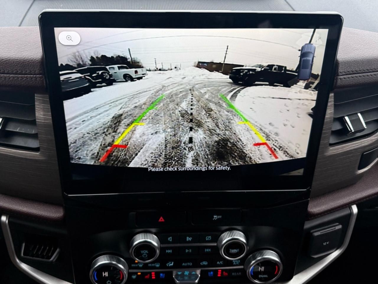 2023 Ford Expedition Limited   - Sunroof -  Cooled Seats Photo