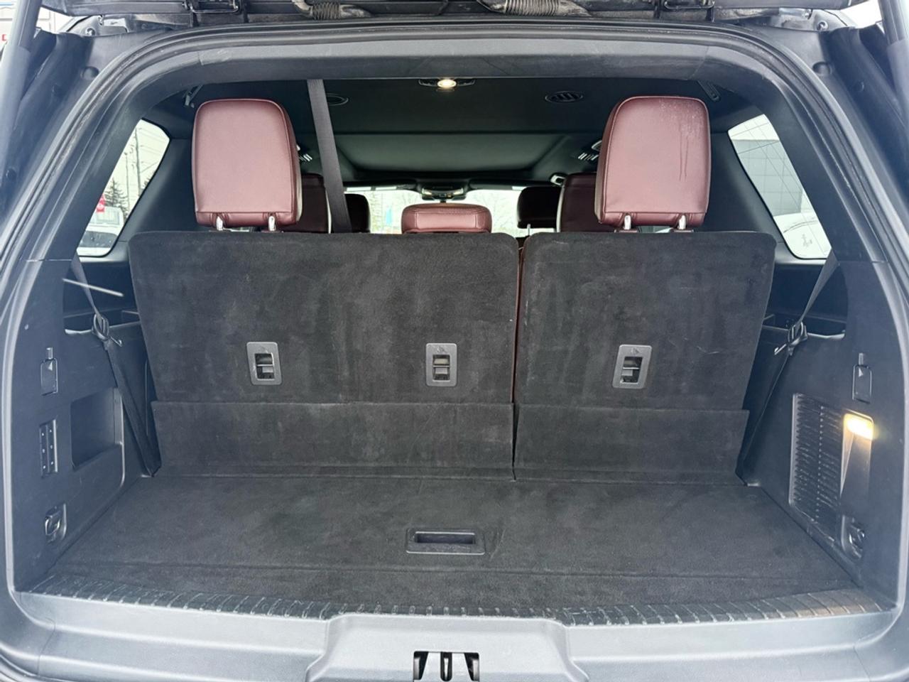 2023 Ford Expedition Limited   - Sunroof -  Cooled Seats Photo