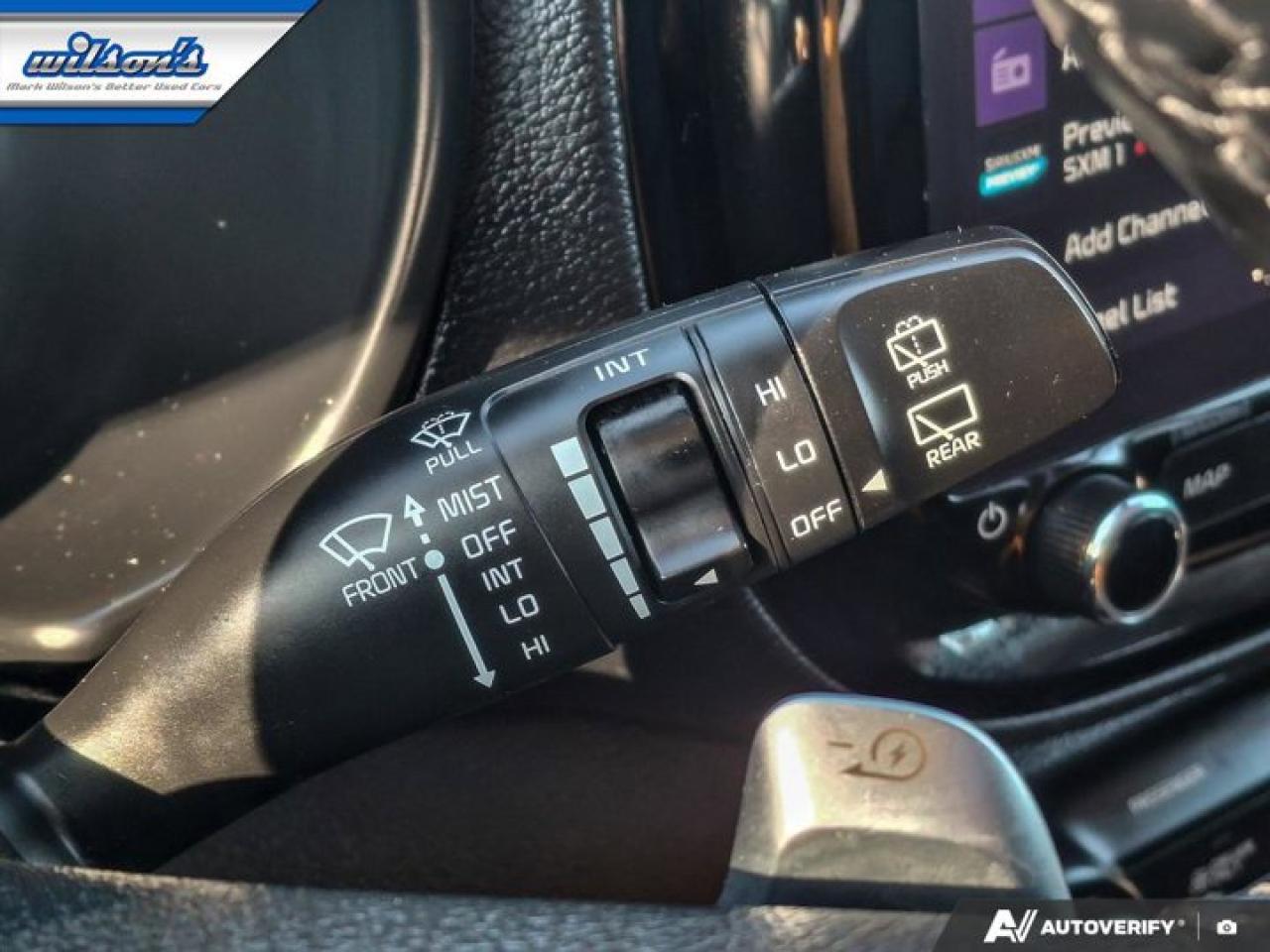 2023 Kia Soul EV EV Limited | Long Range | Leather | Sunroof | Nav | Heated + Cooled Seats | Heated Wheel and More ! Photo