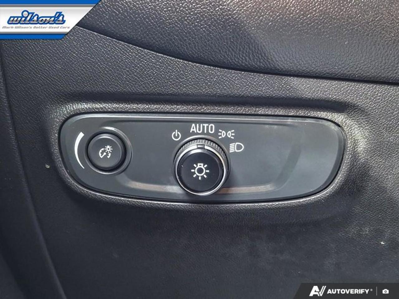 2022 Chevrolet Equinox LT AWD | Carplay and Android Auto | Remote Start | Heated Seats | Back Up Camera | and More ! Photo