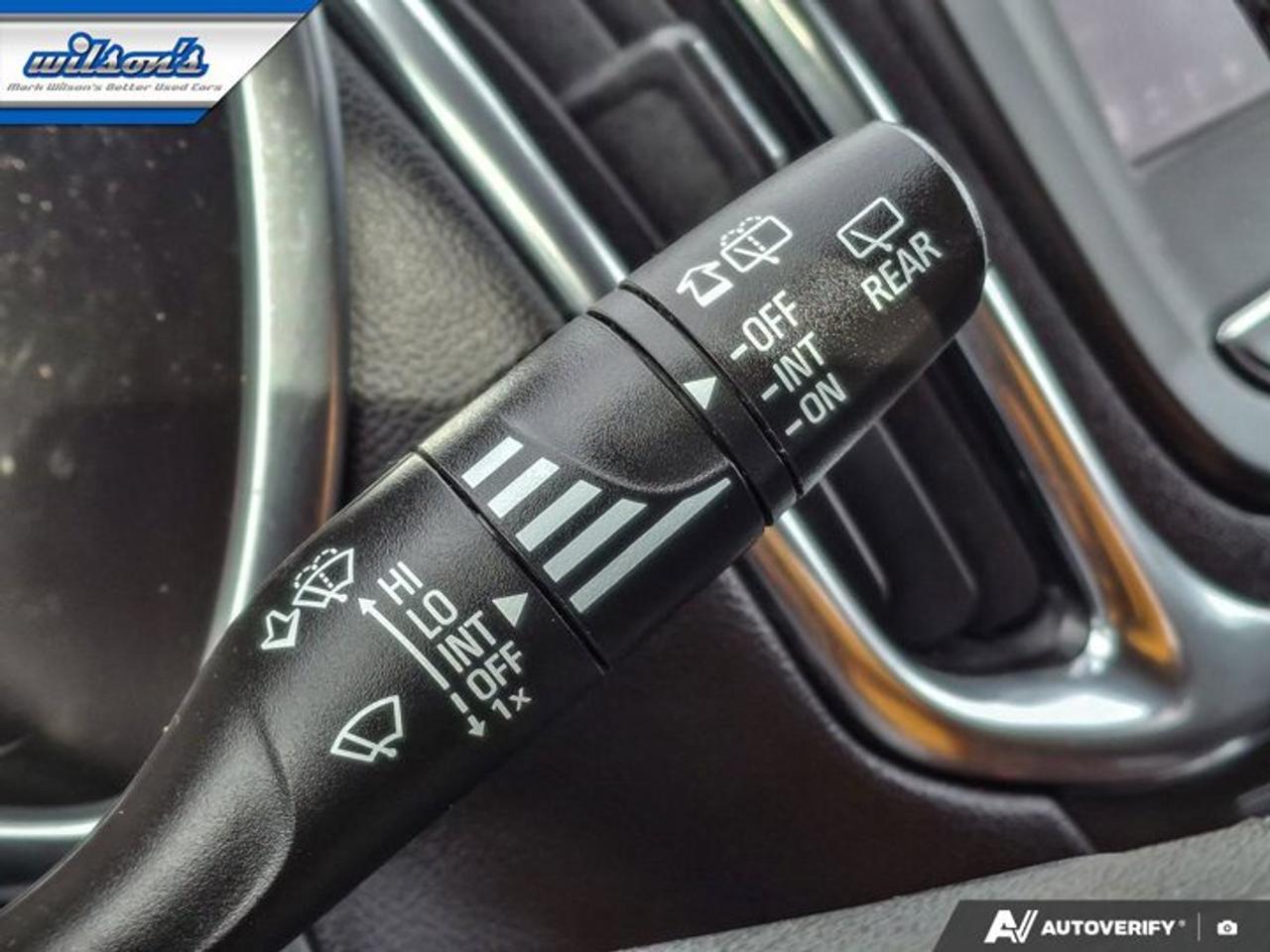 2022 Chevrolet Equinox LT AWD | Carplay and Android Auto | Remote Start | Heated Seats | Back Up Camera | and More ! Photo