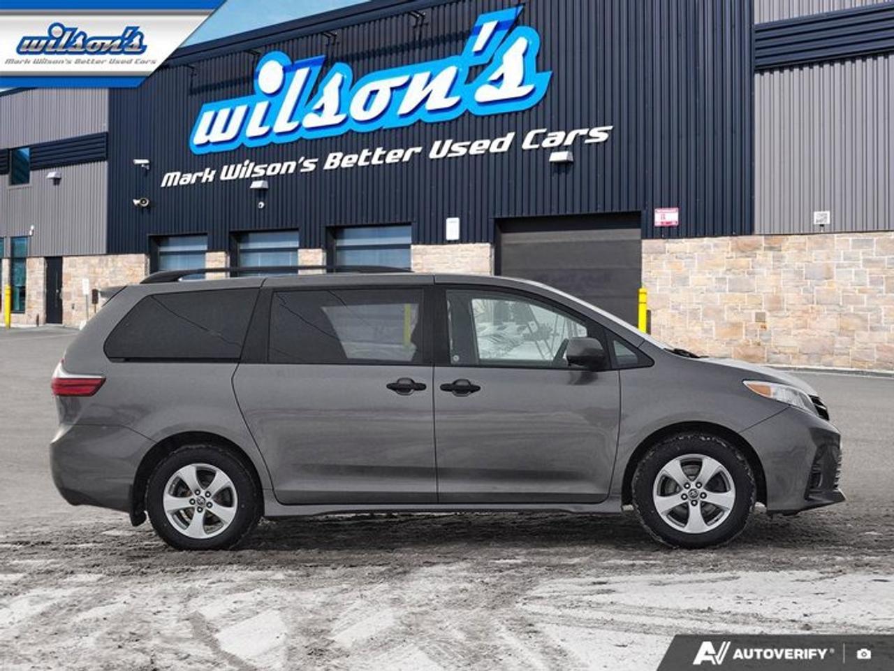 2020 Toyota Sienna 7 Passenger | V6 | Radar Cruise | Rear Camera | Bluetooth | Keyless Entry | and More ! Photo