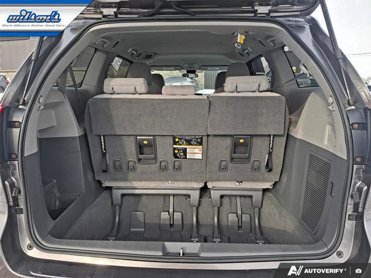 2020 Toyota Sienna 7 Passenger | V6 | Radar Cruise | Rear Camera | Bluetooth | Keyless Entry | and More ! Photo