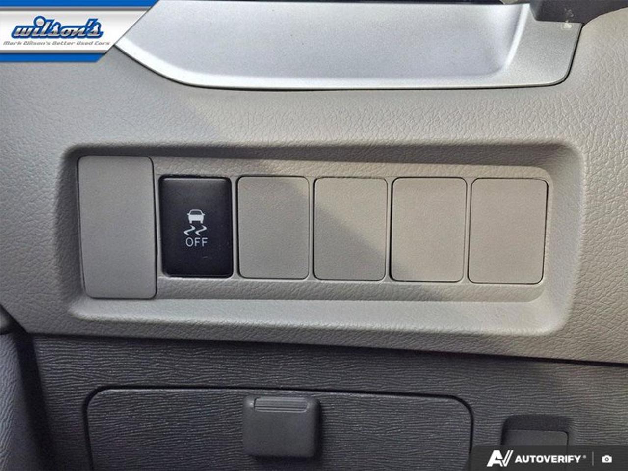 2020 Toyota Sienna 7 Passenger | V6 | Radar Cruise | Rear Camera | Bluetooth | Keyless Entry | and More ! Photo