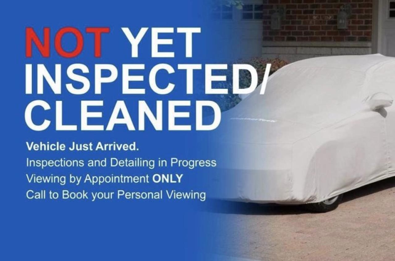 2019 Nissan Qashqai S | 6-Speed Manual | CarPlay + Android | Heated Seats | Rear Camera | and More ! Photo