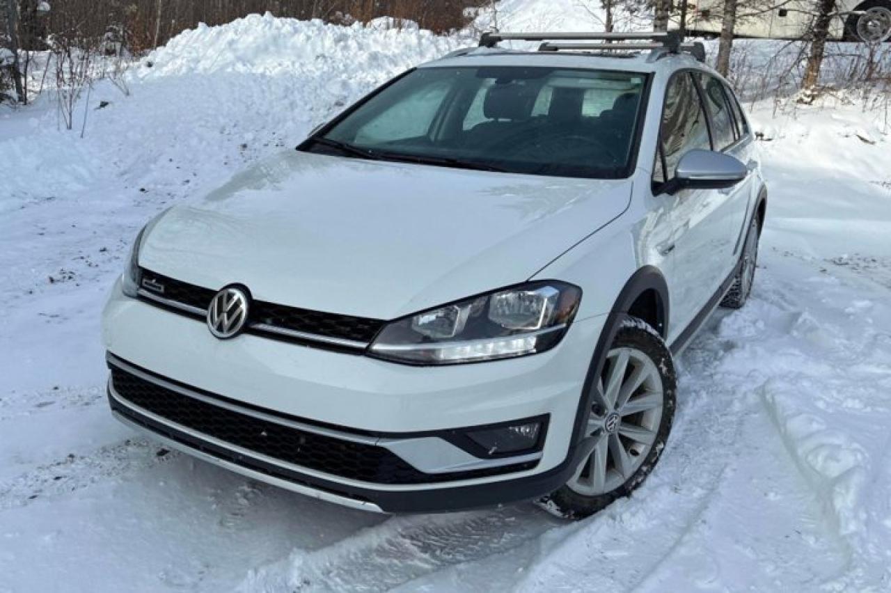 Used 2019 Volkswagen Golf Alltrack Highline DSG AWD | Leatherette | Pano Roof | Adaptive Cruise | Heated Seats | CarPlay + More ! for sale in Guelph, ON