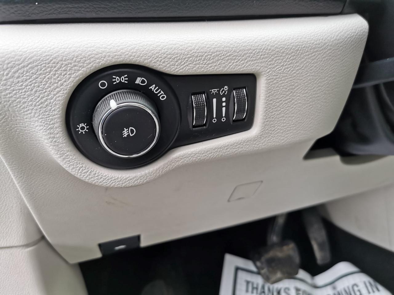 2017 Chrysler Pacifica Touring-L Plus - Photo #12