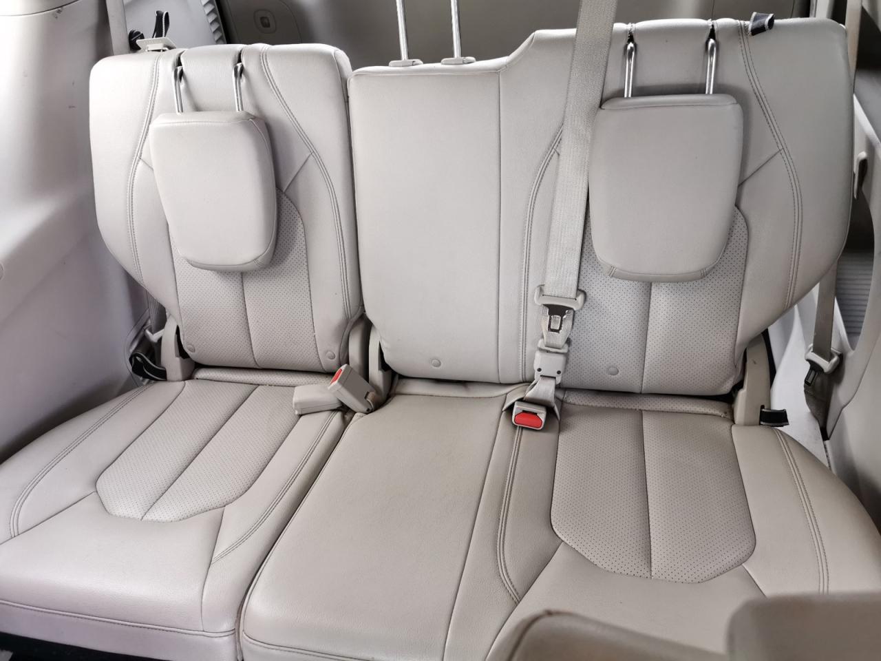 2017 Chrysler Pacifica Touring-L Plus - Photo #14