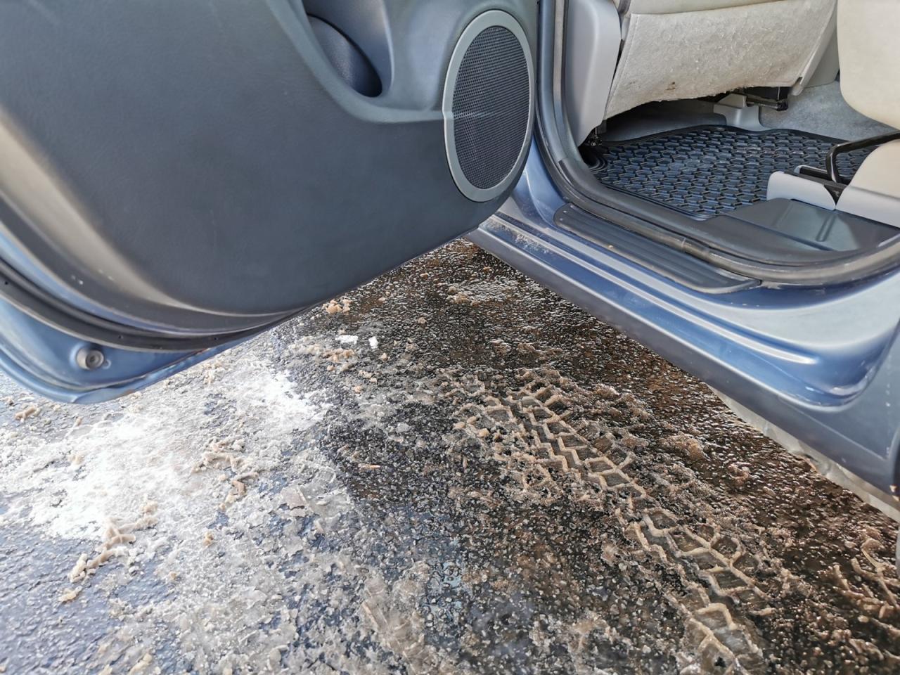 2012 Toyota RAV4 I4 - Photo #14