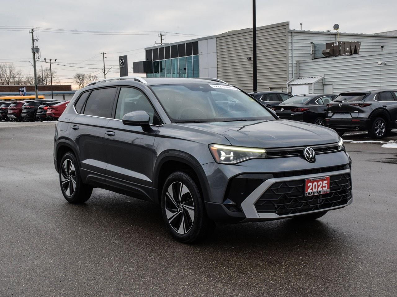 2025 Volkswagen Taos Comfortline 4Motion Photo4