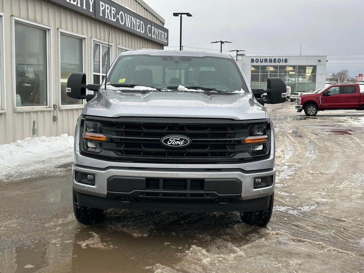 2025 Ford F-150 XLT 4WD SuperCrew 6.5' Box Photo2