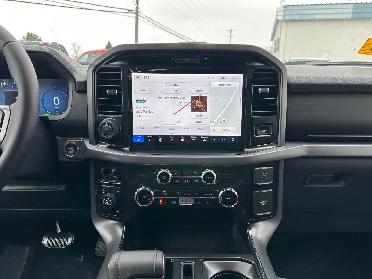 2025 Ford F-150 XLT 4WD SuperCrew 6.5' Box Photo