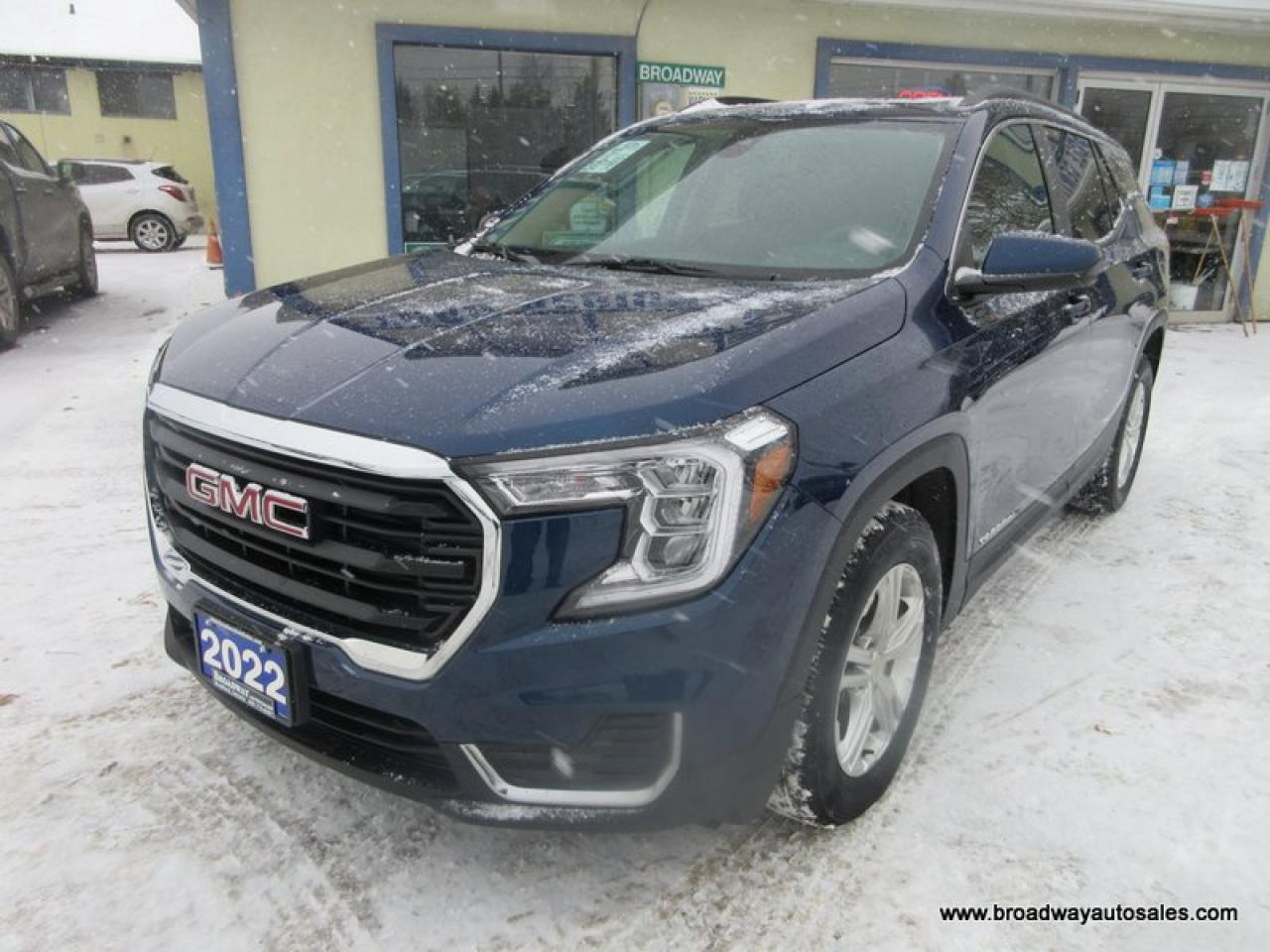 2022 GMC Terrain ALL-WHEEL DRIVE SLE-PACKAGE 5 PASSENGER 1.4L - TURBO.. NAVIGATION.. PANORAMIC SUNROOF.. HEATED SEATS.. BACK-UP CAMERA.. POWER TAILGATE.. Photo