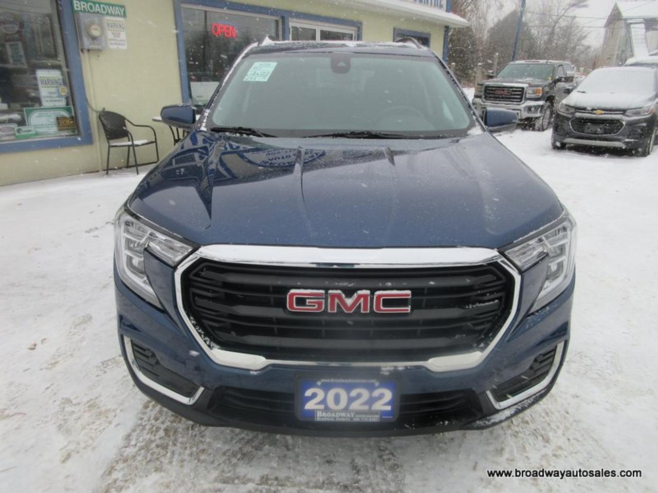 2022 GMC Terrain ALL-WHEEL DRIVE SLE-PACKAGE 5 PASSENGER 1.4L - TURBO.. NAVIGATION.. PANORAMIC SUNROOF.. HEATED SEATS.. BACK-UP CAMERA.. POWER TAILGATE.. Photo4