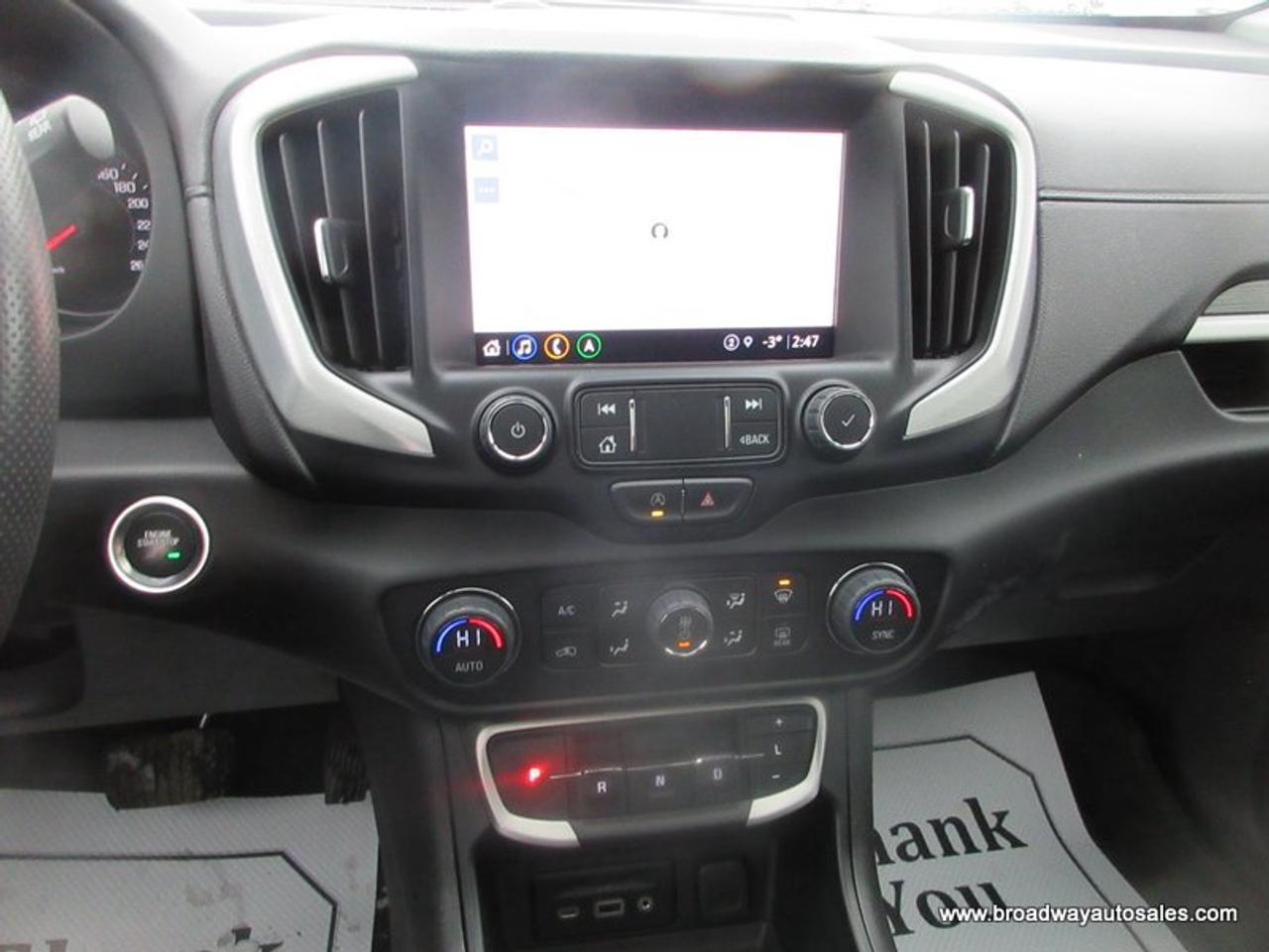 2022 GMC Terrain ALL-WHEEL DRIVE SLE-PACKAGE 5 PASSENGER 1.4L - TURBO.. NAVIGATION.. PANORAMIC SUNROOF.. HEATED SEATS.. BACK-UP CAMERA.. POWER TAILGATE.. Photo