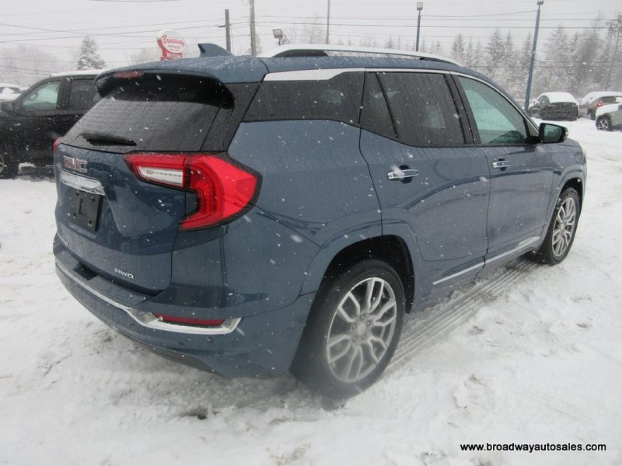 2024 GMC Terrain ALL-WHEEL DRIVE DENALI-PACKAGE 5 PASSENGER 1.5L - TURBO.. NAVIGATION.. PANORAMIC SUNROOF.. LEATHER.. HEATED SEATS & WHEEL.. BACK-UP CAMERA.. Photo