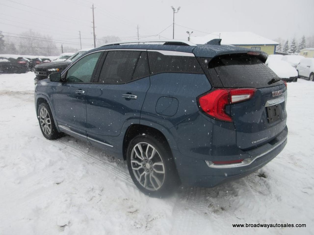 2024 GMC Terrain ALL-WHEEL DRIVE DENALI-PACKAGE 5 PASSENGER 1.5L - TURBO.. NAVIGATION.. PANORAMIC SUNROOF.. LEATHER.. HEATED SEATS & WHEEL.. BACK-UP CAMERA.. Photo
