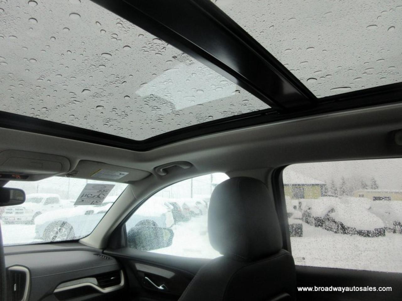 2024 GMC Terrain ALL-WHEEL DRIVE DENALI-PACKAGE 5 PASSENGER 1.5L - TURBO.. NAVIGATION.. PANORAMIC SUNROOF.. LEATHER.. HEATED SEATS & WHEEL.. BACK-UP CAMERA.. Photo