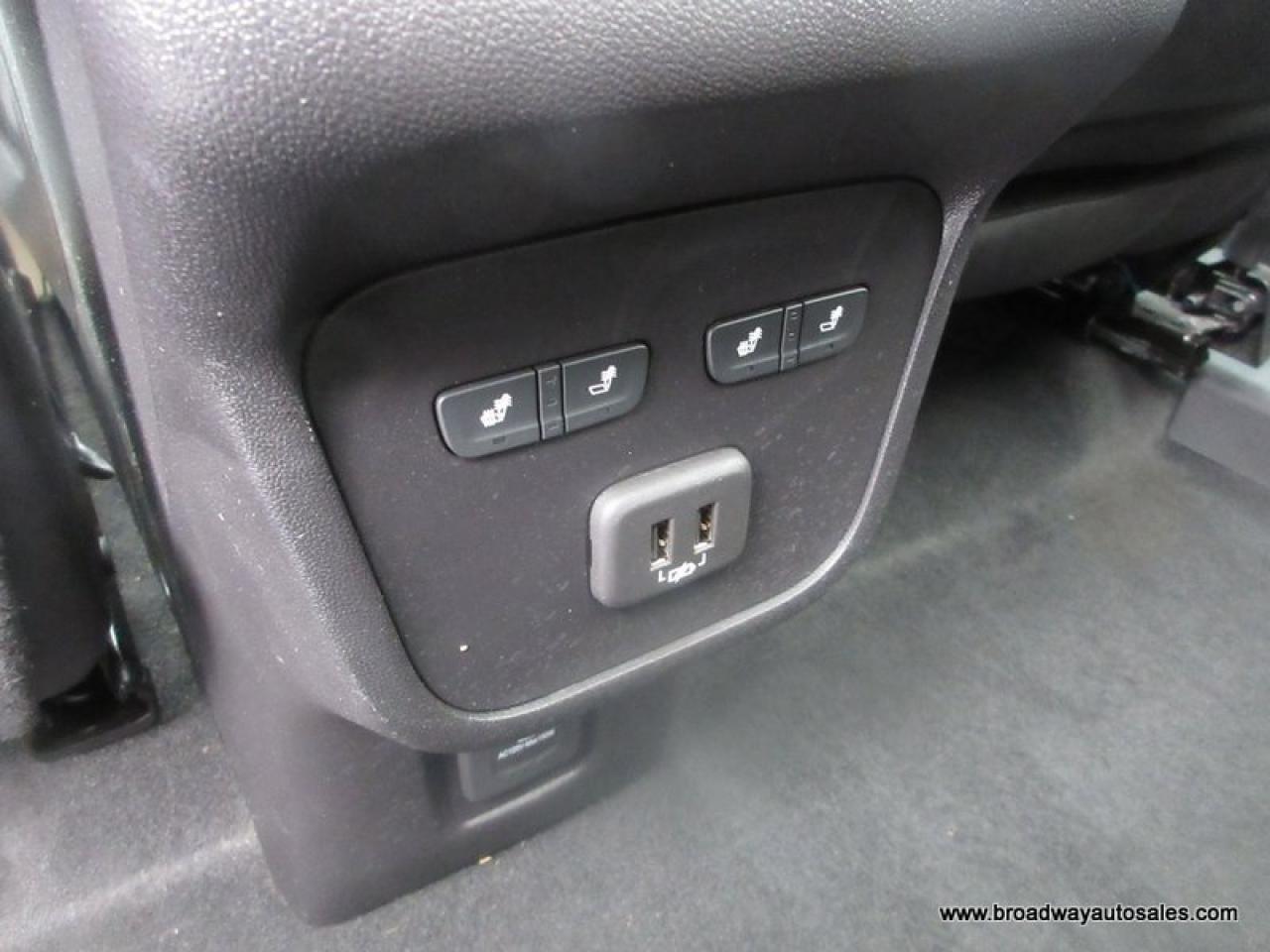 2024 GMC Terrain ALL-WHEEL DRIVE DENALI-PACKAGE 5 PASSENGER 1.5L - TURBO.. NAVIGATION.. PANORAMIC SUNROOF.. LEATHER.. HEATED SEATS & WHEEL.. BACK-UP CAMERA.. Photo