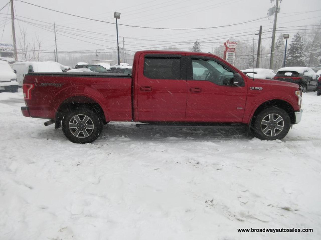 2016 Ford F-150 GREAT KM'S XLT-SPORT-MODEL 5 PASSENGER 3.5L - ECO-BOOST.. 4X4.. CREW-CAB.. SHORTY.. NAVIGATION.. POWER PEDALS.. HEATED SEATS.. BACK-UP CAMERA.. Photo