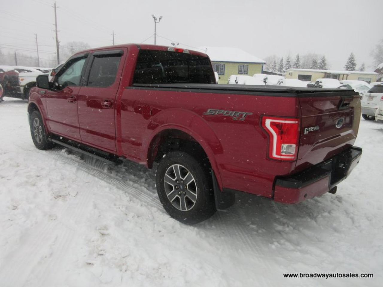 2016 Ford F-150 GREAT KM'S XLT-SPORT-MODEL 5 PASSENGER 3.5L - ECO-BOOST.. 4X4.. CREW-CAB.. SHORTY.. NAVIGATION.. POWER PEDALS.. HEATED SEATS.. BACK-UP CAMERA.. Photo