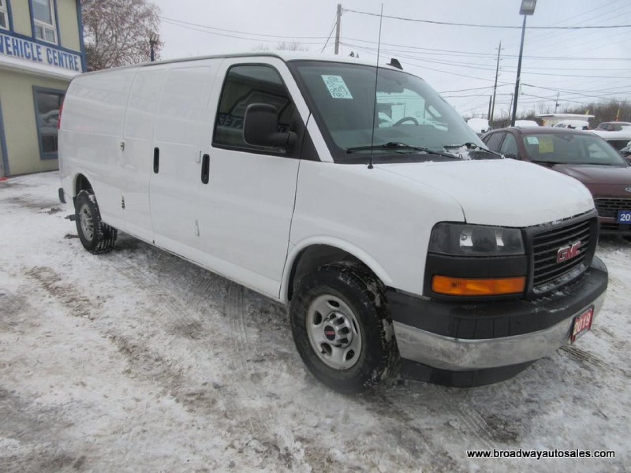 2019 GMC Savana 3/4 TON CARGO-MOVING 5 PASSENGER 6.0L - V8.. EXTENDED-CARGO-AREA.. REAR BENCH SEATING.. BARN-DOOR-ENTRANCES.. TOW SUPPORT.. Photo4