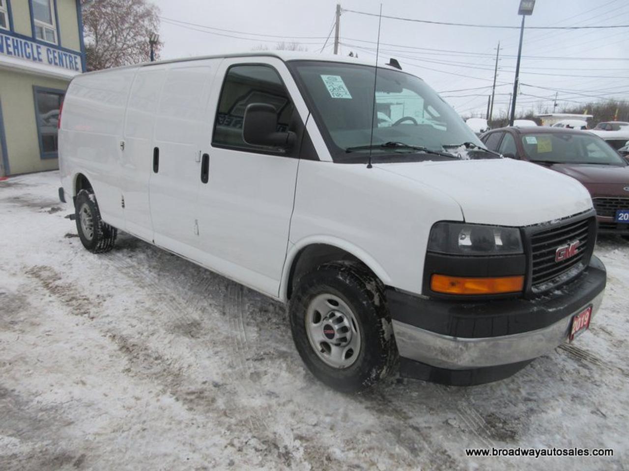 2019 GMC Savana 3/4 TON CARGO-MOVING 5 PASSENGER 6.0L - V8.. EXTENDED-CARGO-AREA.. REAR BENCH SEATING.. BARN-DOOR-ENTRANCES.. TOW SUPPORT.. Photo4