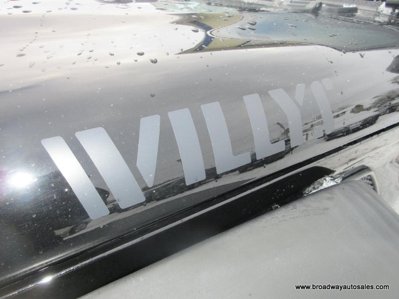 2025 Jeep Wrangler LIKE NEW WILLY'S-SPORT-MODEL 4 PASSENGER 2.0L - TURBO.. 4X4.. HEATED SEATS & WHEEL.. REMOVEABLE-HARD-TOP.. BACK-UP CAMERA.. BLUETOOTH SYSTEM.. Photo