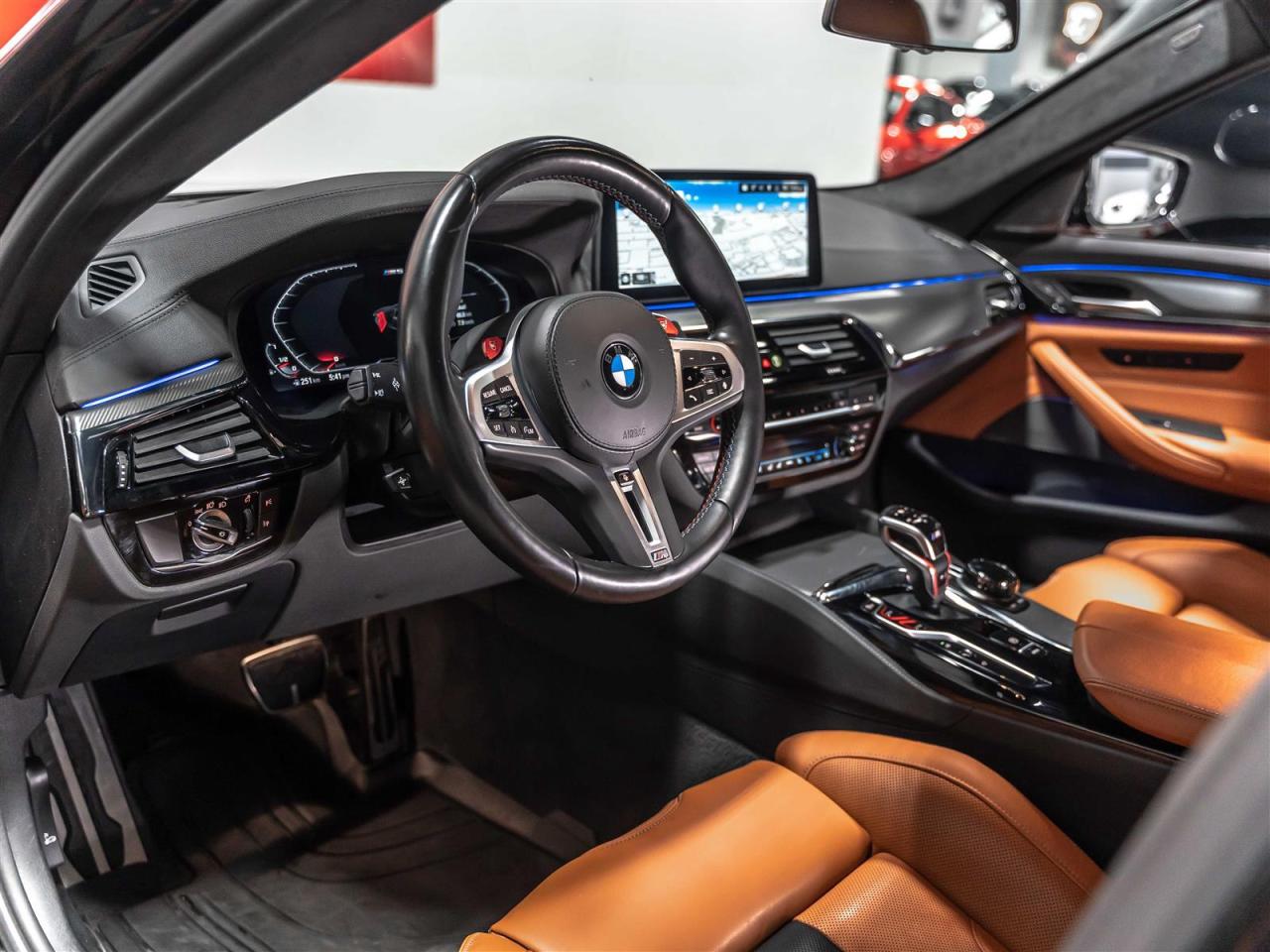 2023 BMW M5 COMPETITION|CARBON ROOF|PARKING ASSISTANCE PLUS|LOADED Photo4