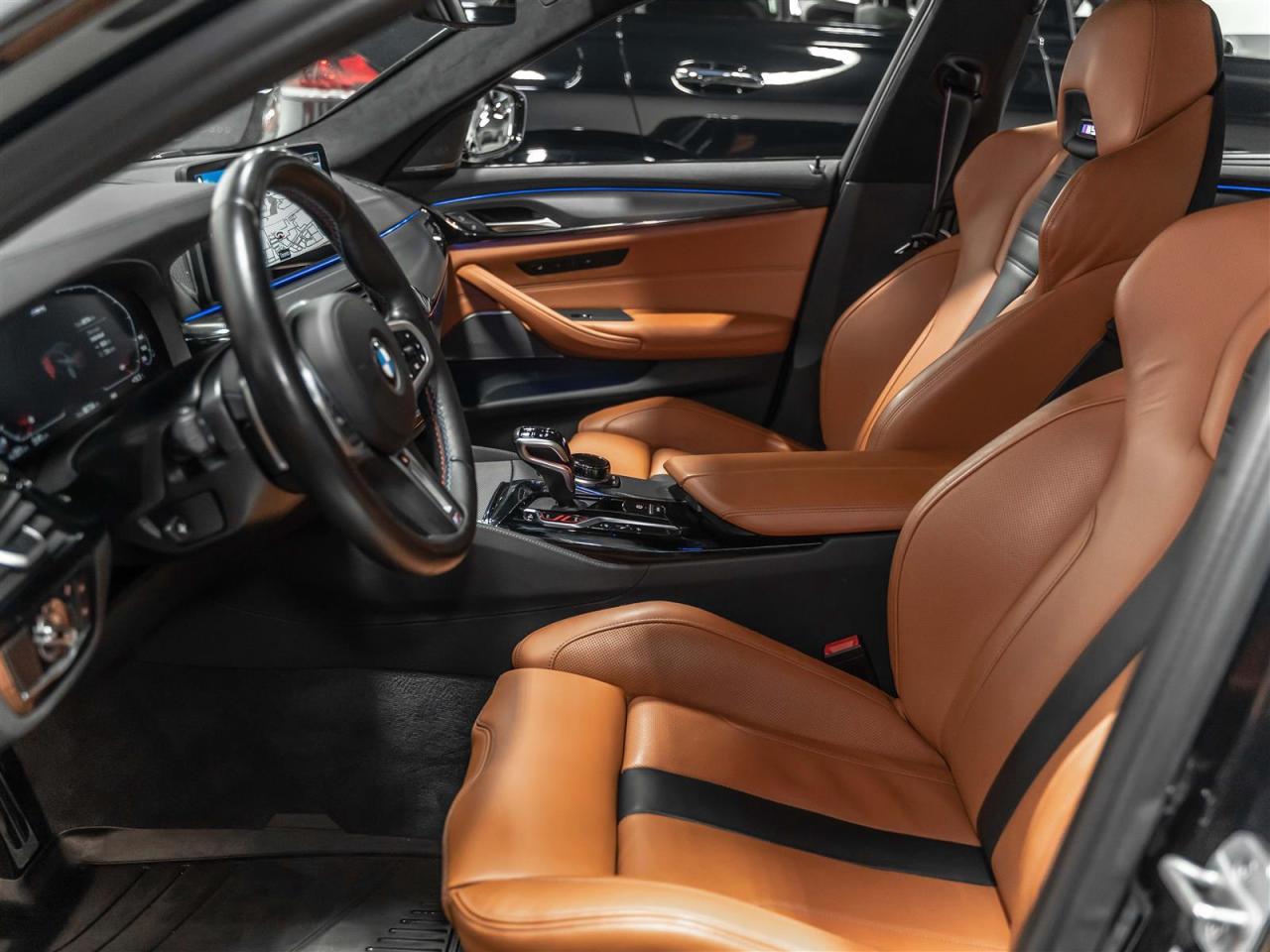 2023 BMW M5 COMPETITION|CARBON ROOF|PARKING ASSISTANCE PLUS|LOADED Photo