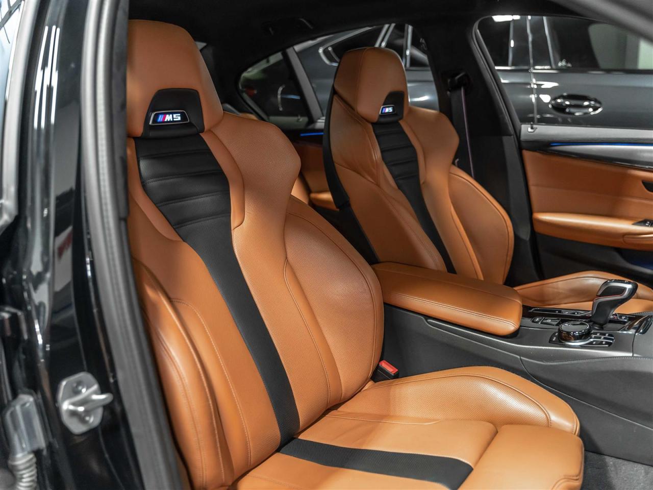 2023 BMW M5 COMPETITION|CARBON ROOF|PARKING ASSISTANCE PLUS|LOADED Photo