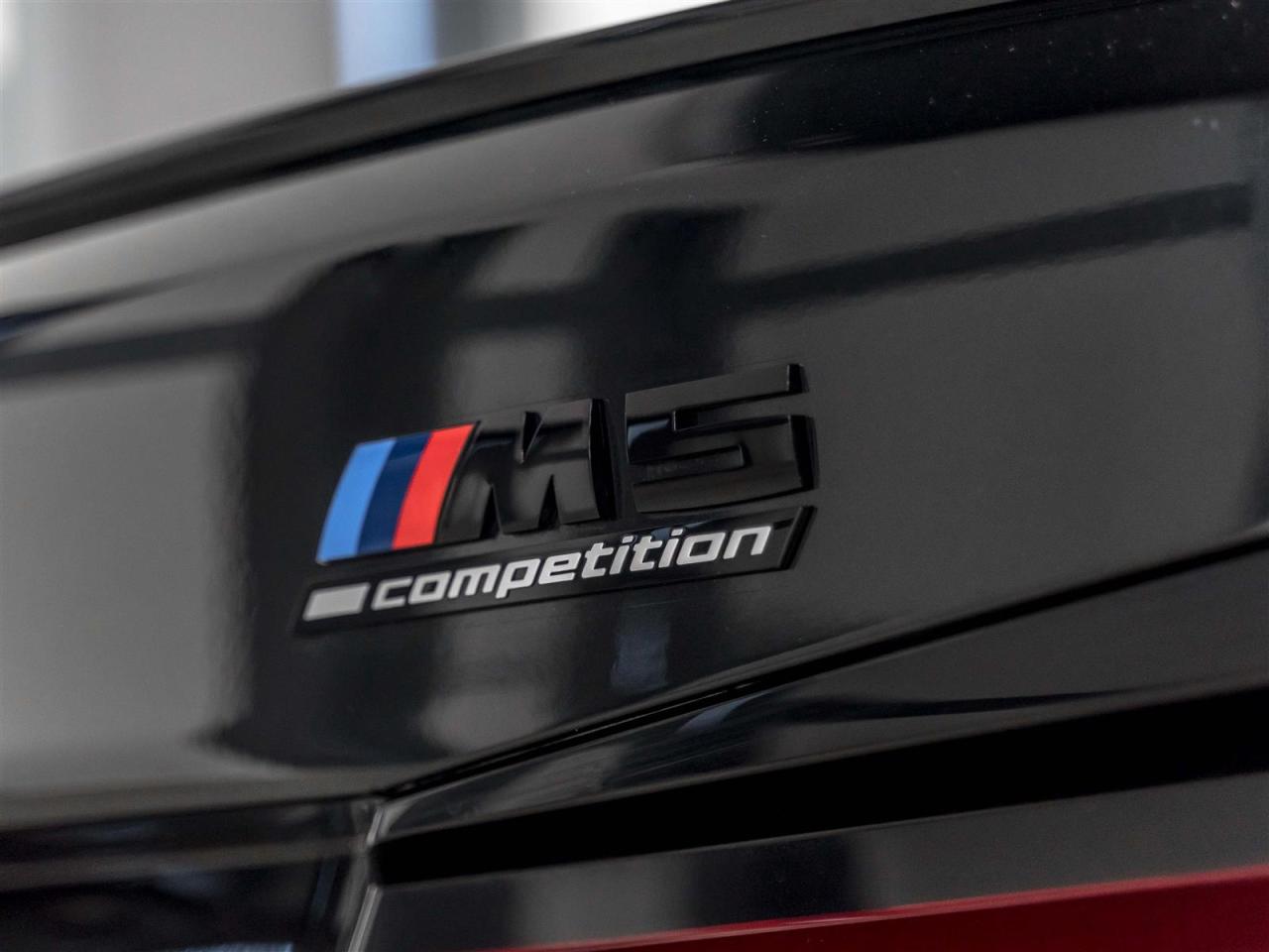 2023 BMW M5 COMPETITION|CARBON ROOF|PARKING ASSISTANCE PLUS|LOADED Photo