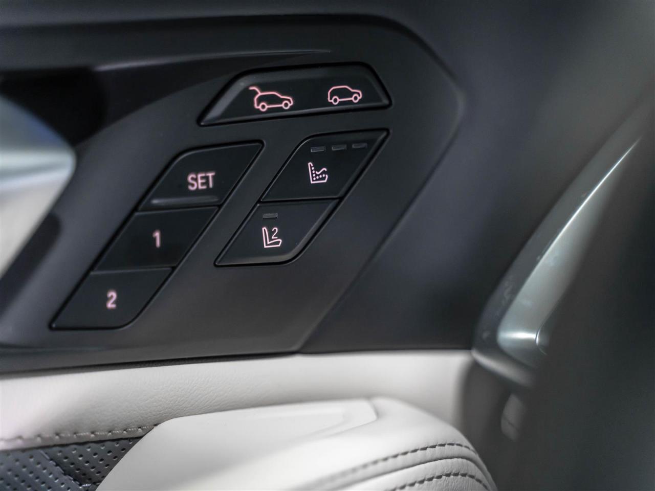 2024 BMW X6 M COMPETITION|M CARBON|BOWERS & WILKINS|MASSAGE Photo