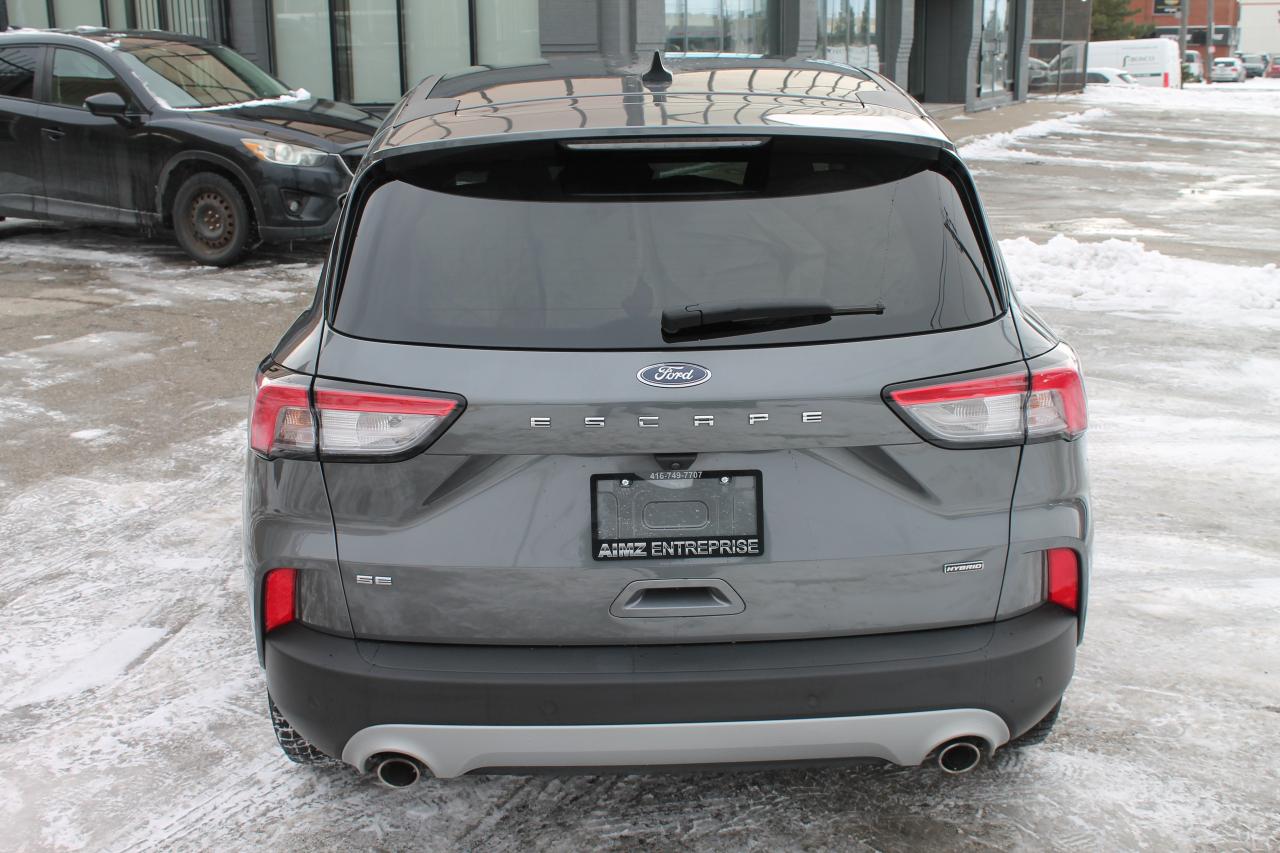 2022 Ford Escape Hybrid SE Photo3