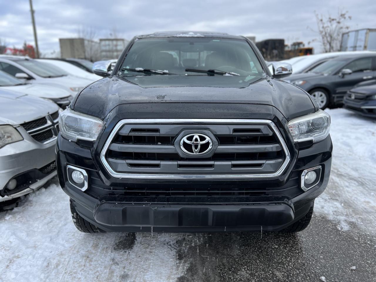 2016 Toyota Tacoma LIMITED Photo