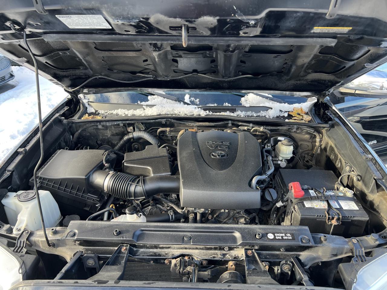 2016 Toyota Tacoma LIMITED Photo