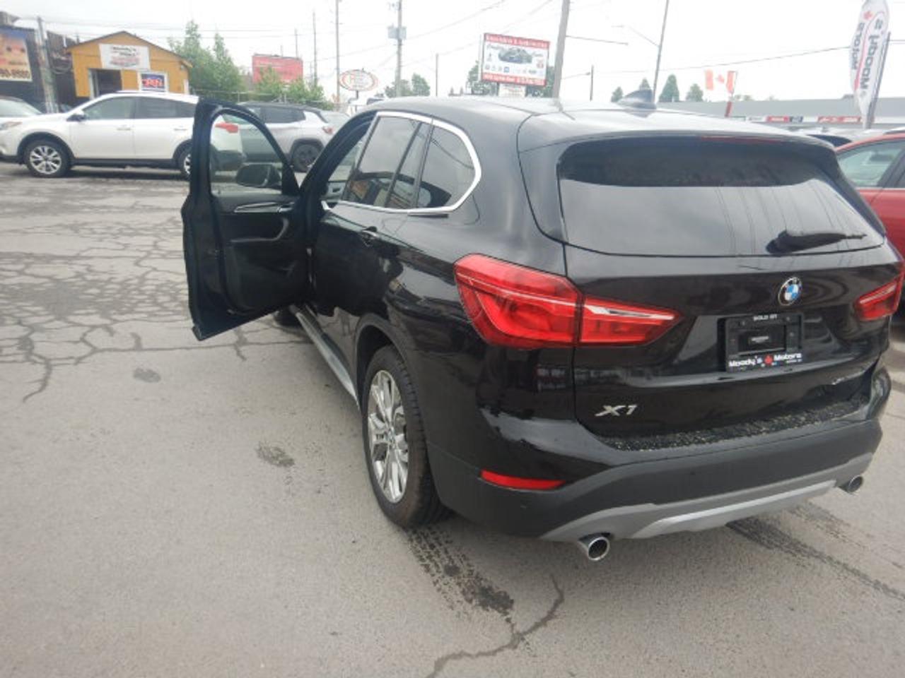 2018 BMW X1 xDrive28i Photo